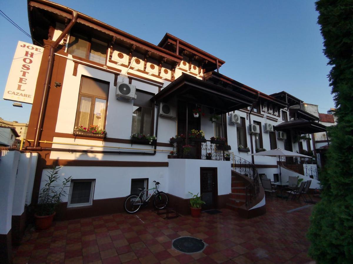 Joe Hostel Bucharest Luaran gambar